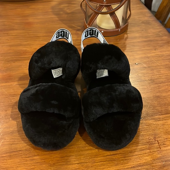 Ugg Australia Oh Yeah sandals slides shoes  black new Women’s size 7 - Picture 5 of 16